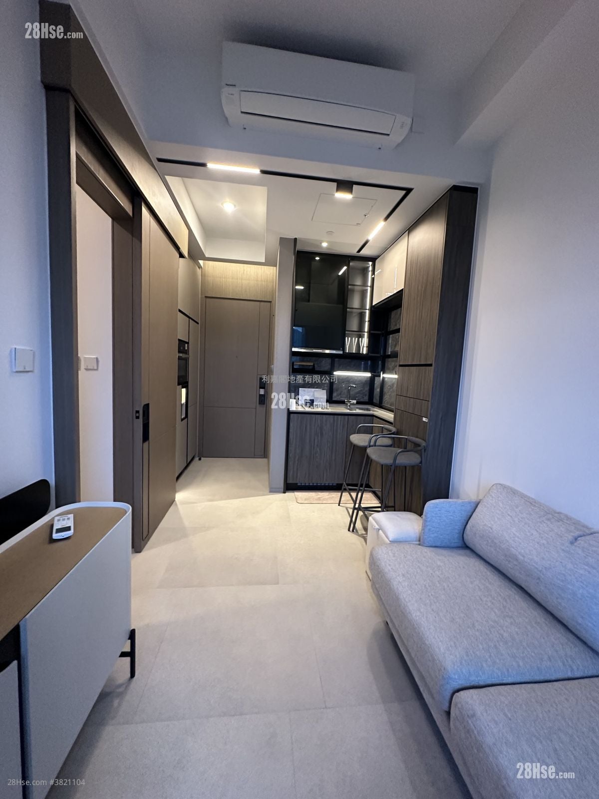 天玺天 售盘 1 房 296 平方尺