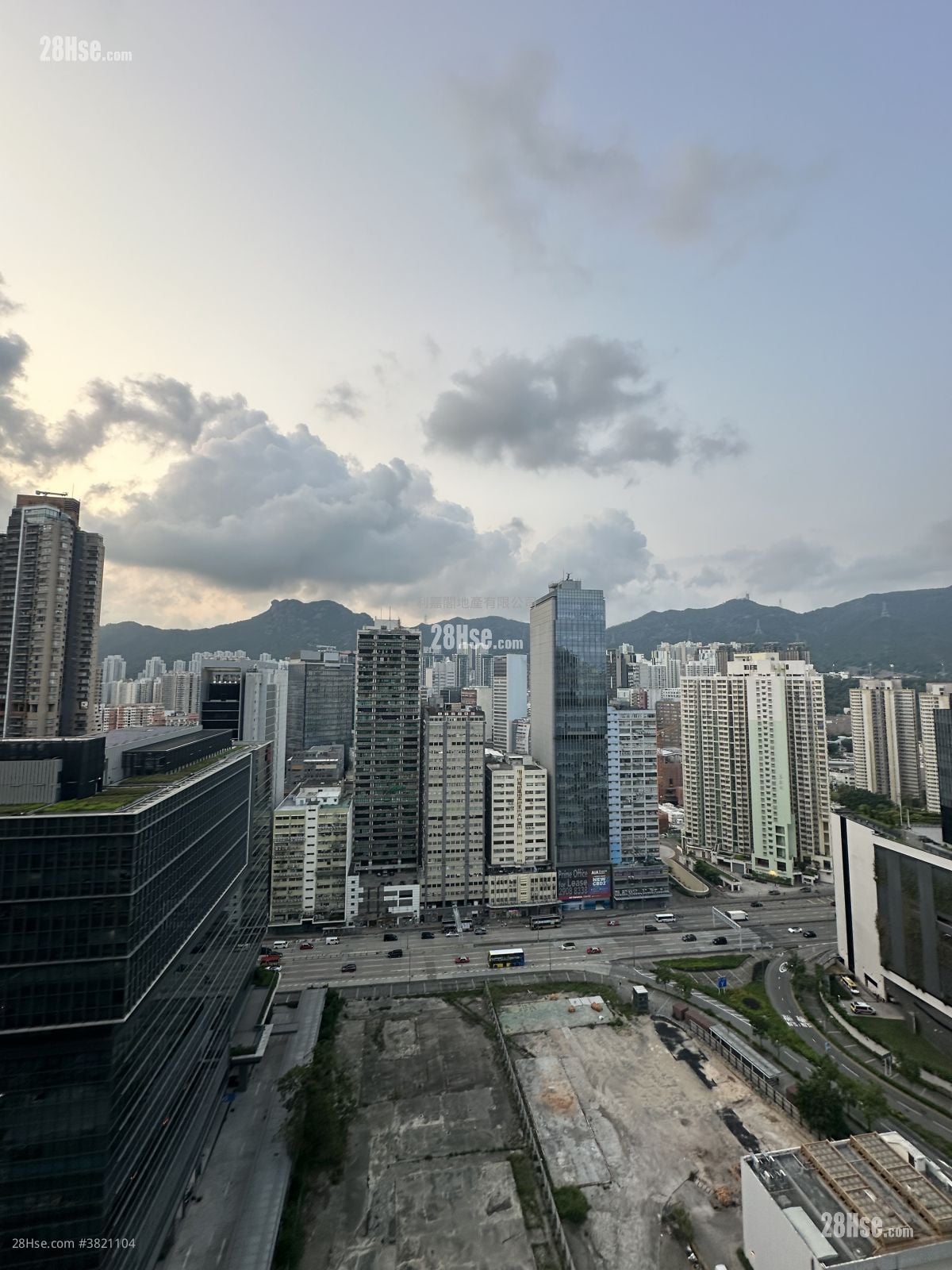 天玺天 售盘 1 房 296 平方尺