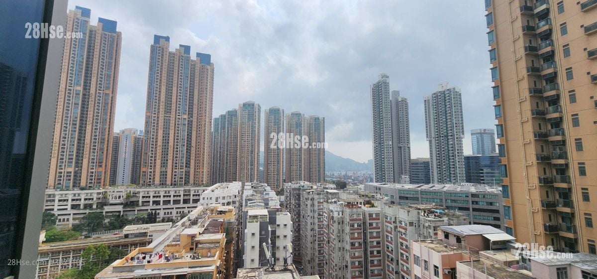 利．晴湾 23 售盘 1 房 326 平方尺