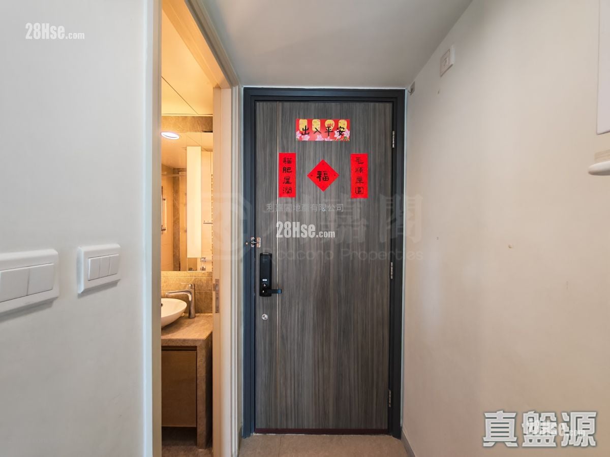 世宙 售盤 2 房 , 1 浴室 429 平方呎