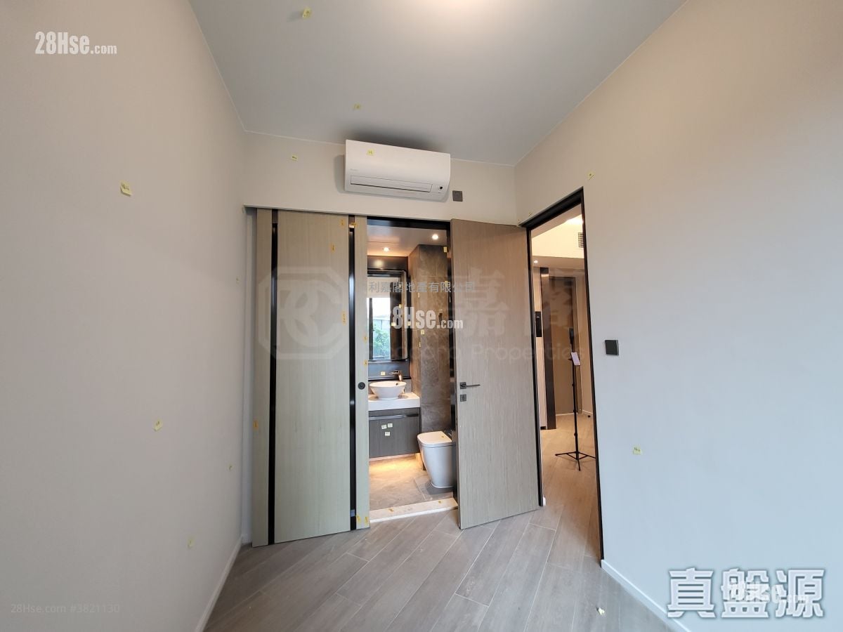 The Henley 租盘 321 平方尺