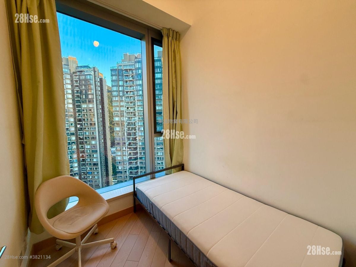 Century Link Rental 2 Bedrooms , 1 Bathroom 461 ft²