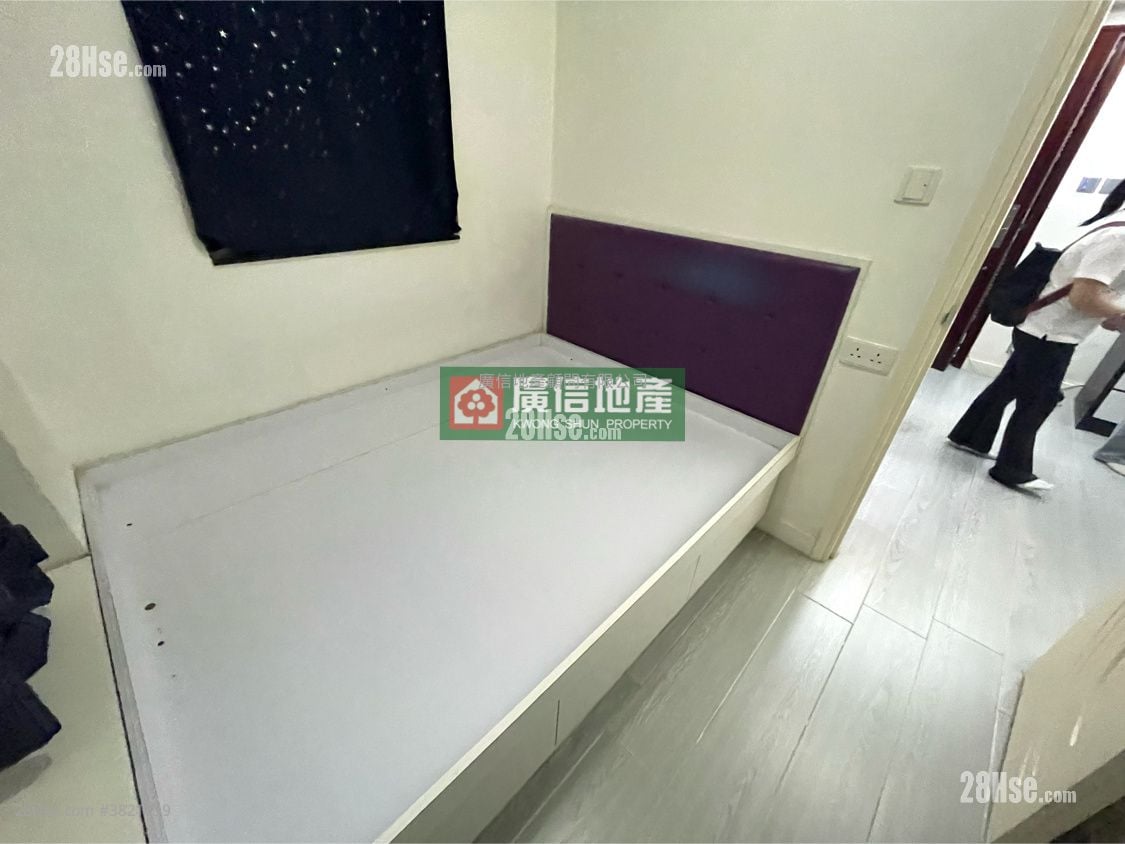 Cosmopolitan Estate Rental 1 Bedroom , 1 Bathroom 325 ft²