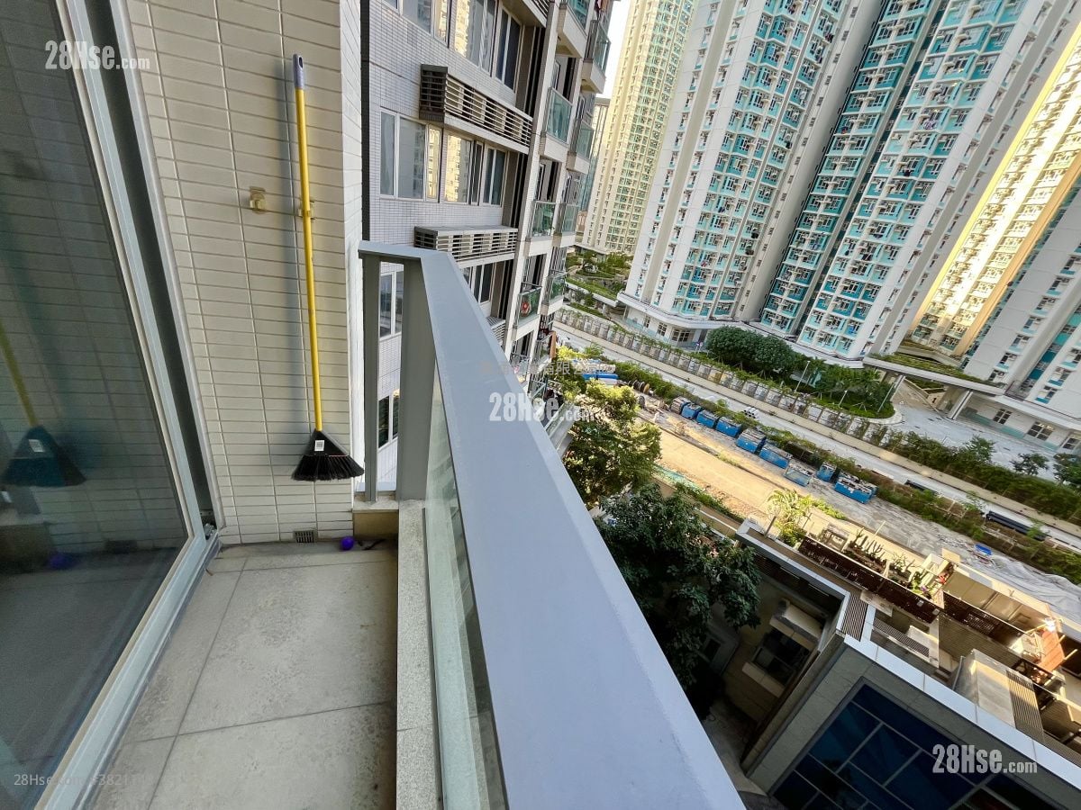 Century Link Rental 3 Bedrooms , 2 Bathrooms 600 ft²