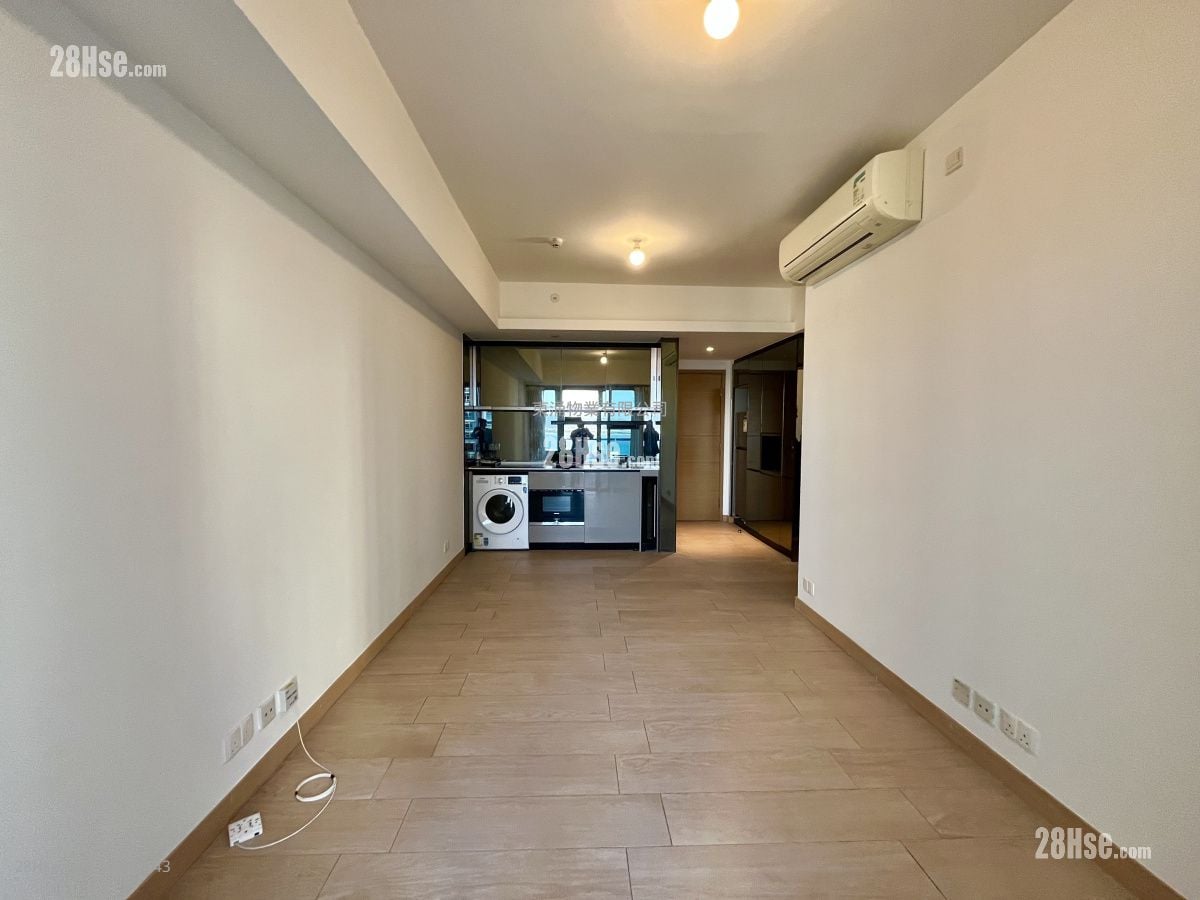 Century Link Rental 3 Bedrooms , 2 Bathrooms 600 ft²