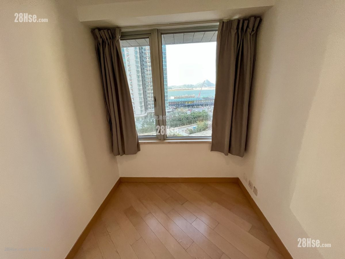 Century Link Rental 3 Bedrooms , 2 Bathrooms 600 ft²