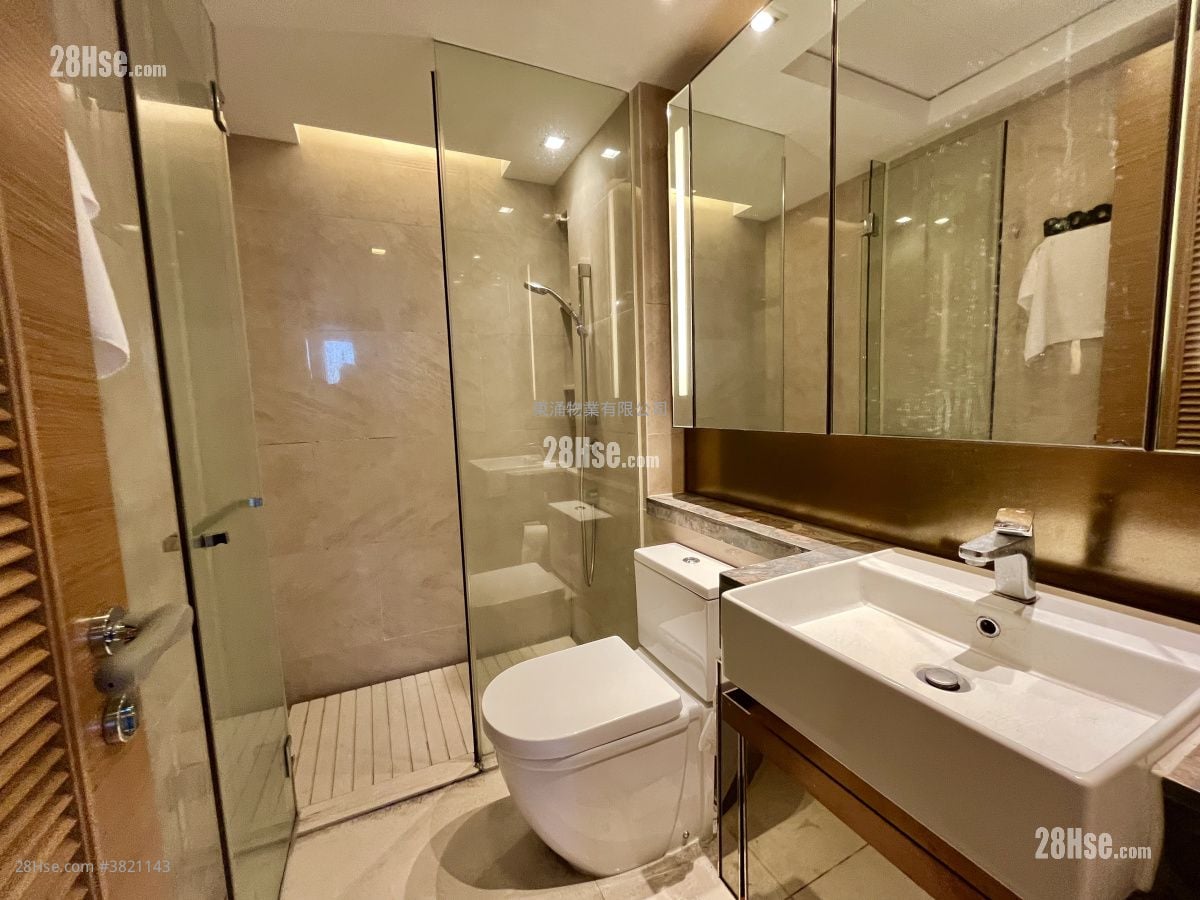 Century Link Rental 3 Bedrooms , 2 Bathrooms 600 ft²