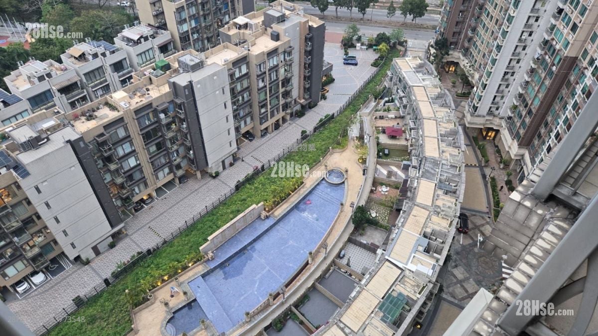 Uptown Sell 2 Bedrooms , 1 Bathroom 527 ft²