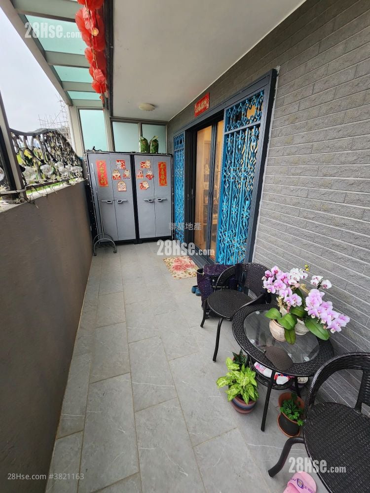 大樹下 Sell 700 ft²