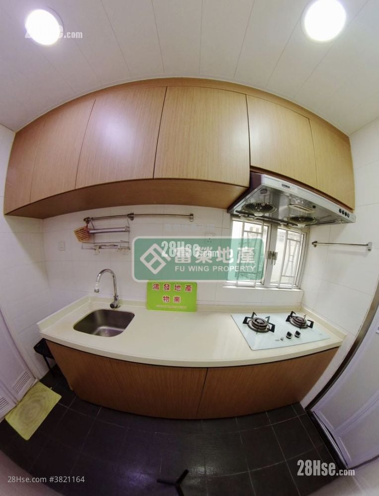 樂興大廈 售盤 2 房 , 1 浴室 372 平方呎