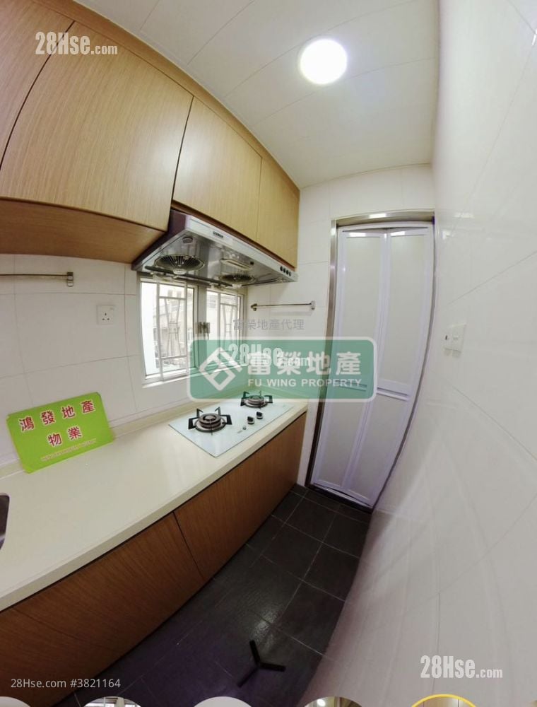 樂興大廈 售盤 2 房 , 1 浴室 372 平方呎