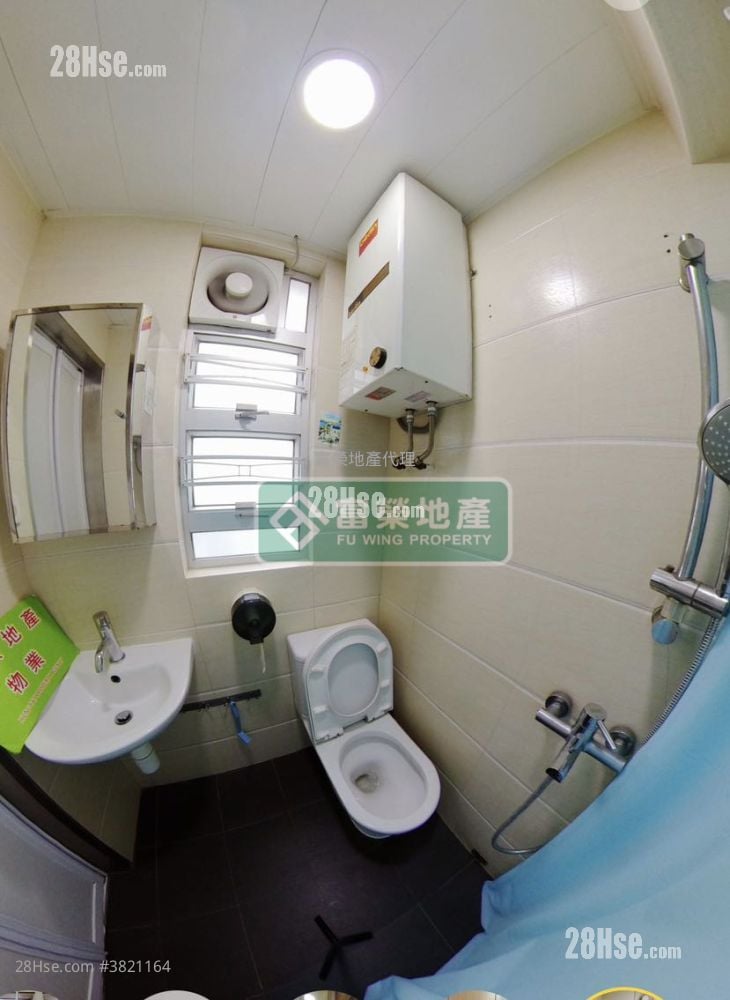 樂興大廈 售盤 2 房 , 1 浴室 372 平方呎