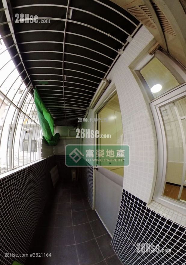 樂興大廈 售盤 2 房 , 1 浴室 372 平方呎