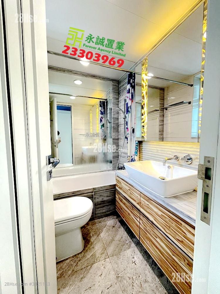 The Rise Rental 4 Bedrooms , 2 Bathrooms 749 ft²