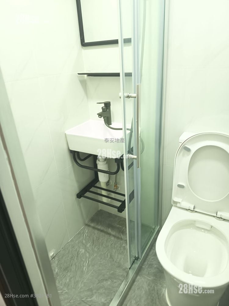 单幢楼房 租盘 2 房 , 1 浴室 200 平方尺