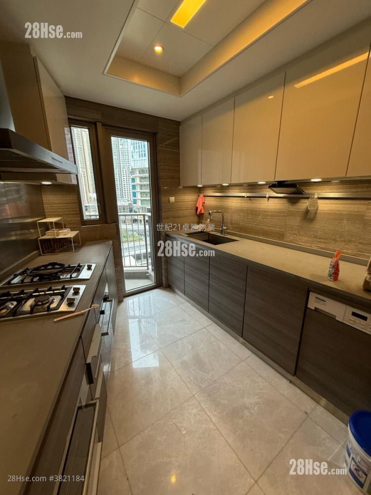 The Austin Sell 3 Bedrooms , 2 Bathrooms 906 ft²