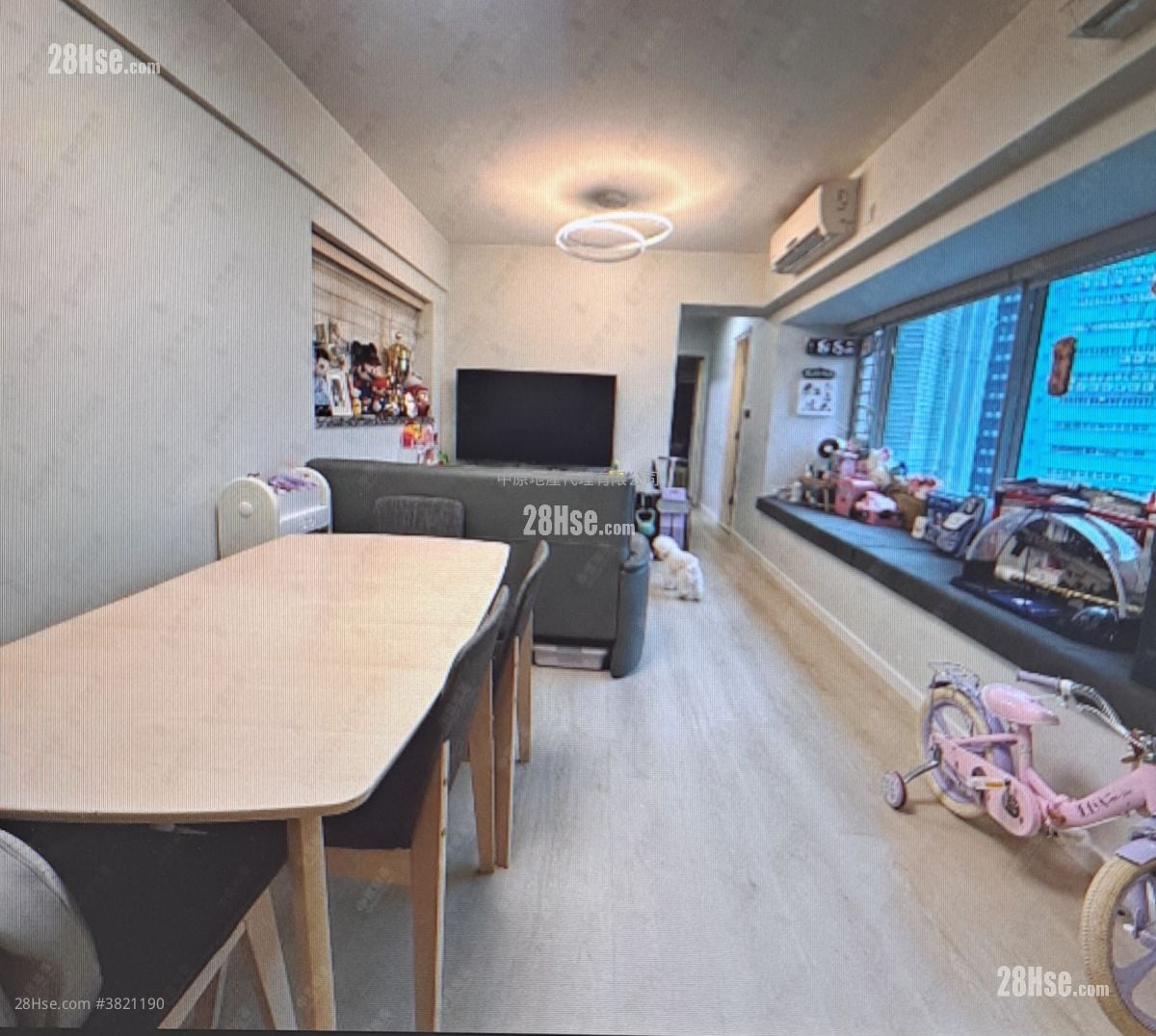 環宇海灣 售盤 3 房 , 2 浴室 722 平方呎