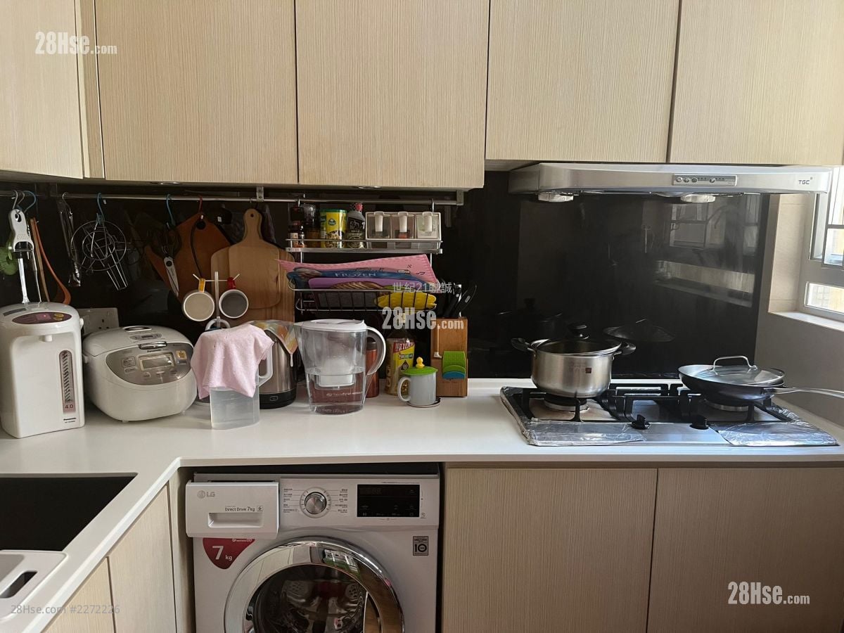 Ko Chun Court Sell 3 Bedrooms , 2 Bathrooms 594 ft²