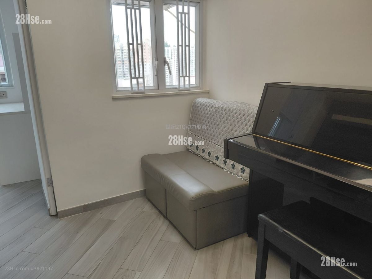 新成大樓 售盤 3 房 , 1 浴室 445 平方呎