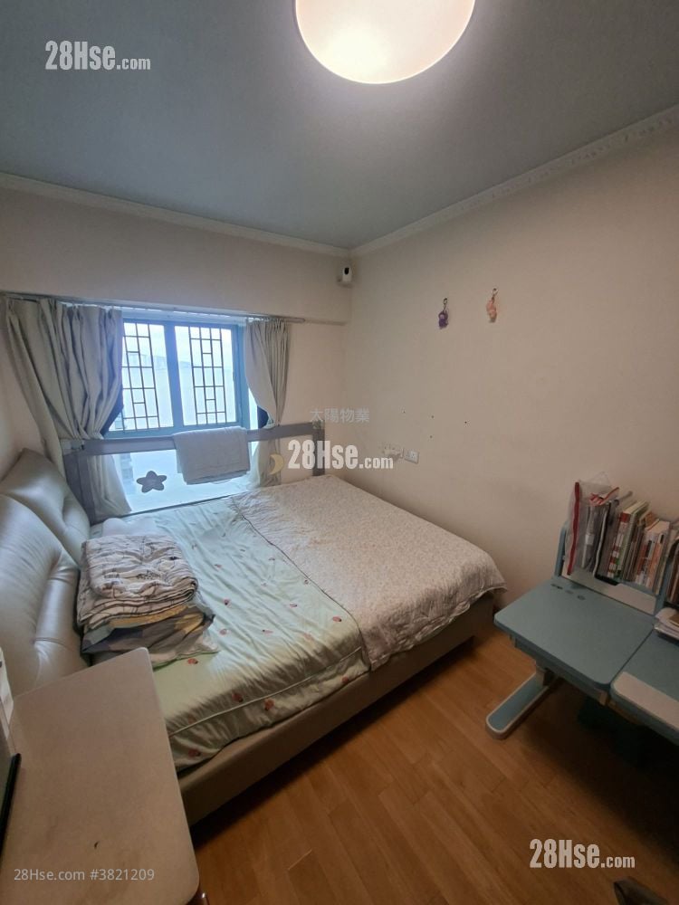 海逸豪園 售盤 4 房 , 2 浴室 886 平方呎