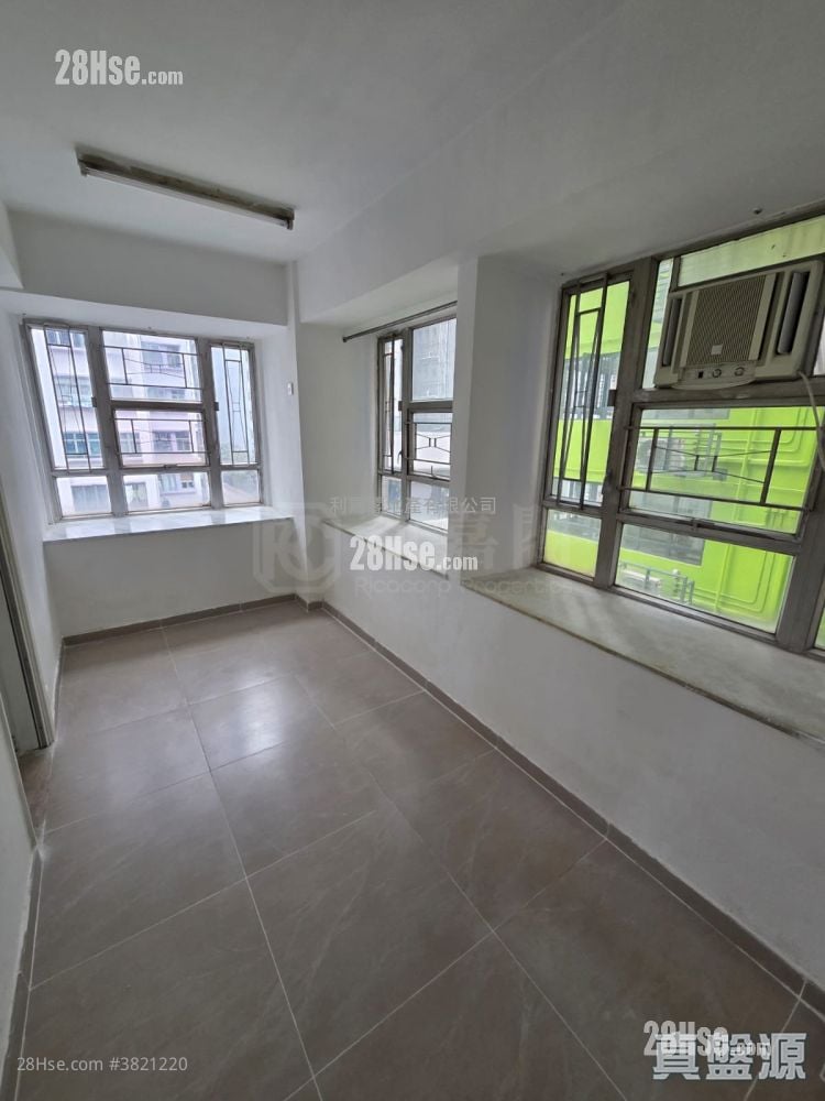 永寧大廈(順寧道) 售盤 1 房 , 1 浴室 239 平方呎