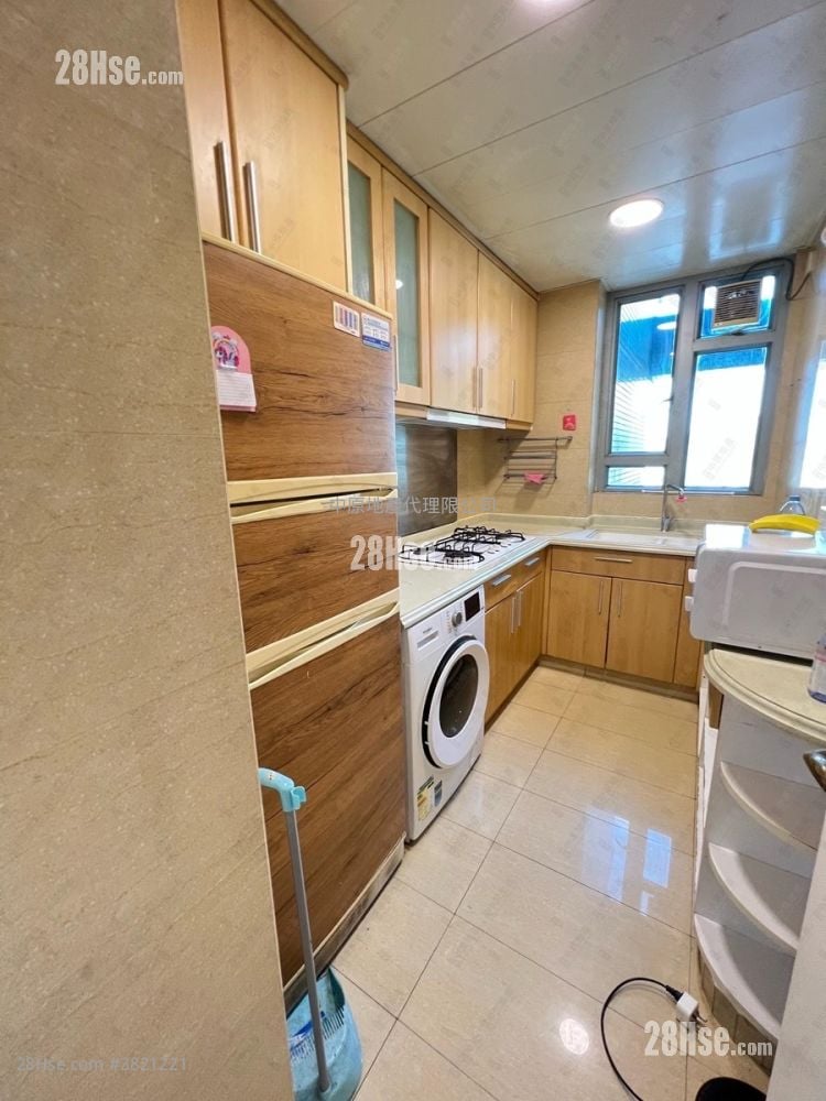 映湾园 售盘 3 房 , 2 浴室 710 平方尺