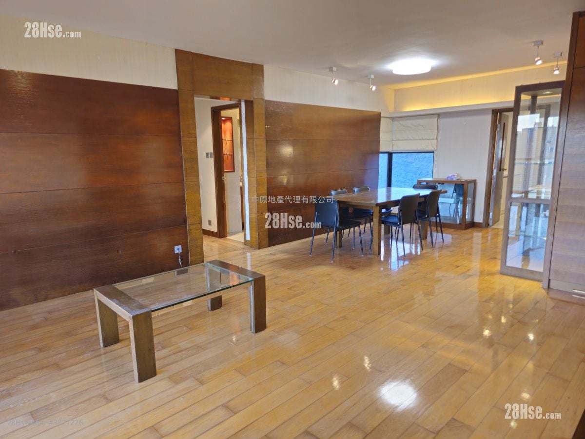 海峰花園 售盤 3 房 , 2 浴室 1,083 平方呎