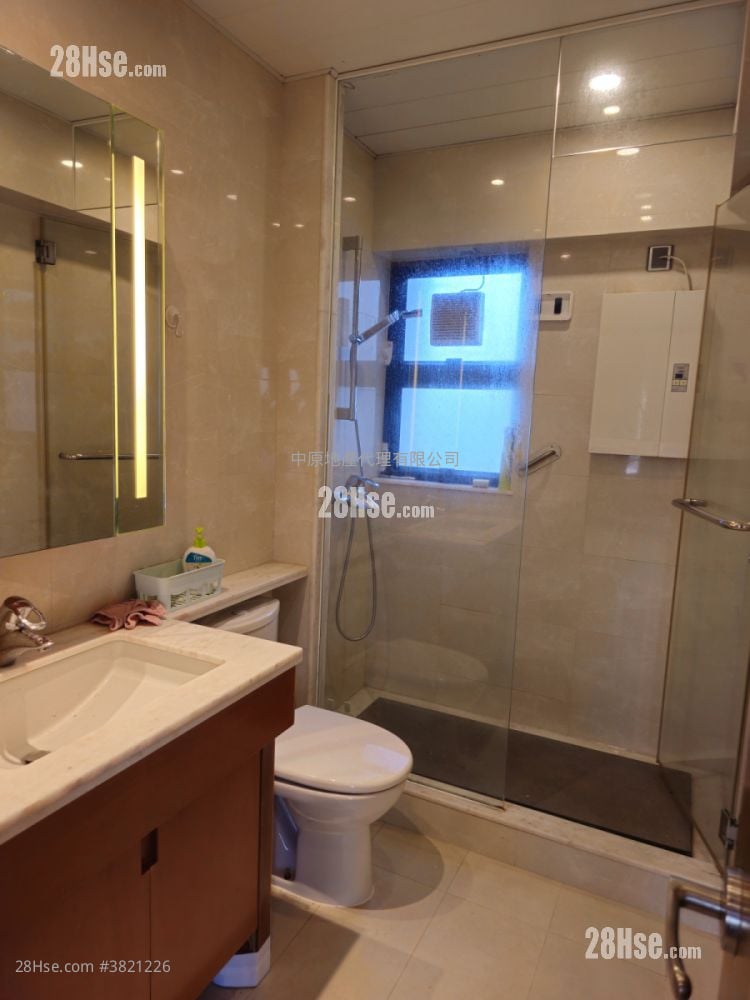 海峰花園 售盤 3 房 , 2 浴室 1,083 平方呎