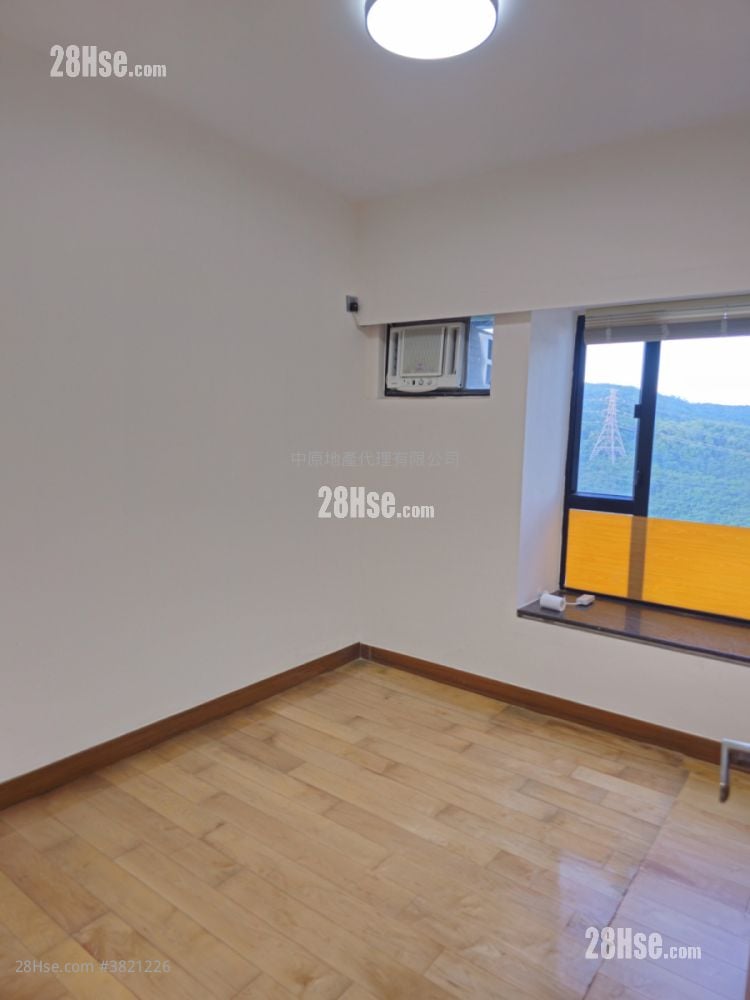 海峰花園 售盤 3 房 , 2 浴室 1,083 平方呎