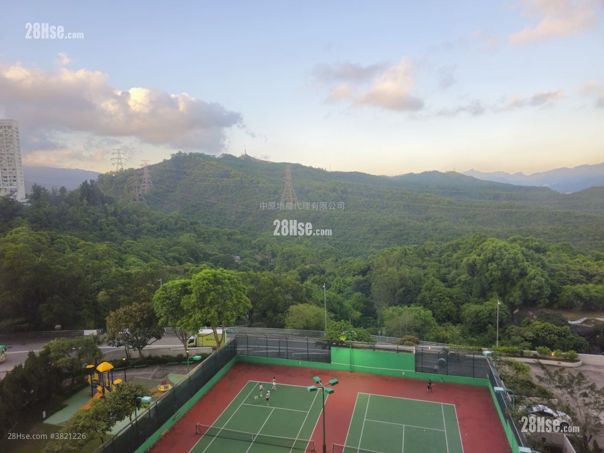 海峰花園 售盤 3 房 , 2 浴室 1,083 平方呎