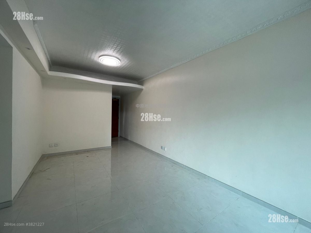 康睦庭園 售盤 3 房 , 2 浴室 637 平方呎