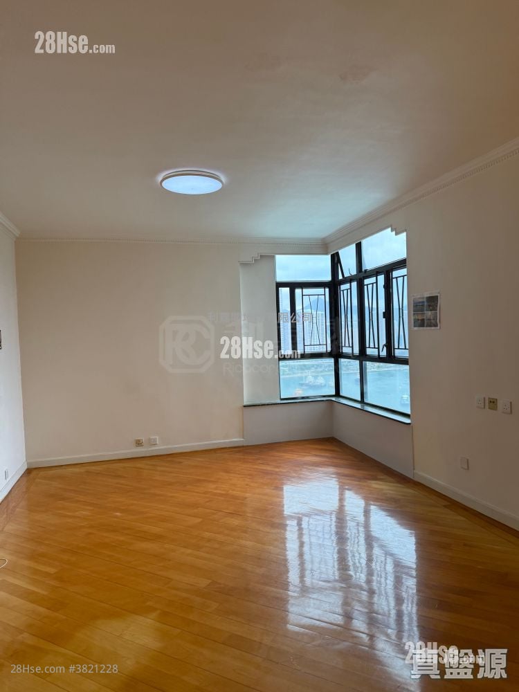 灣景花園 售盤 3 房 708 平方呎