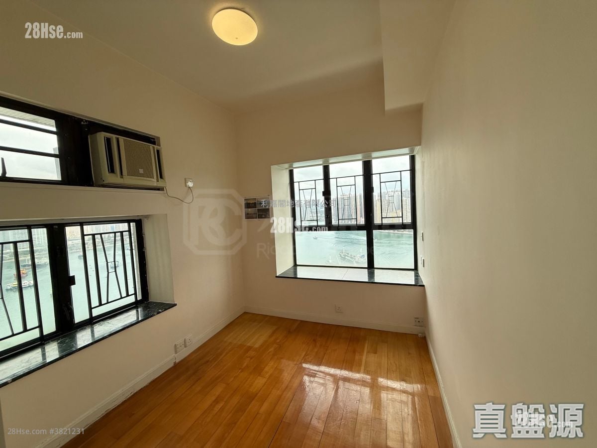 灣景花園 售盤 3 房 708 平方呎