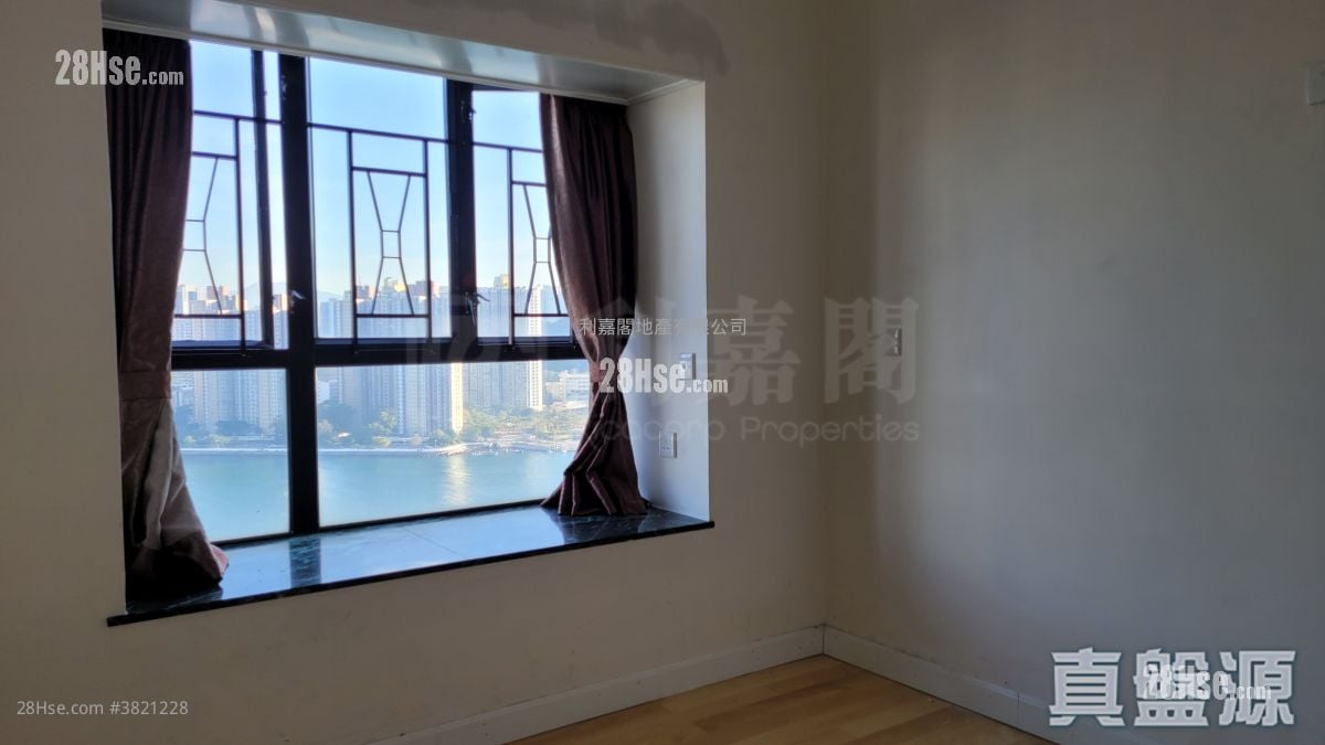 灣景花園 售盤 3 房 708 平方呎