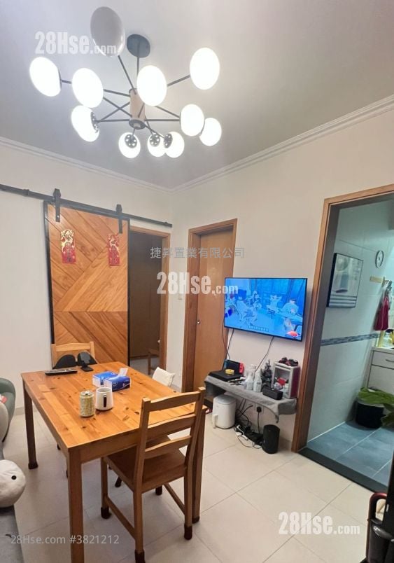 Honour Court Sell 2 Bedrooms , 1 Bathroom 316 ft²