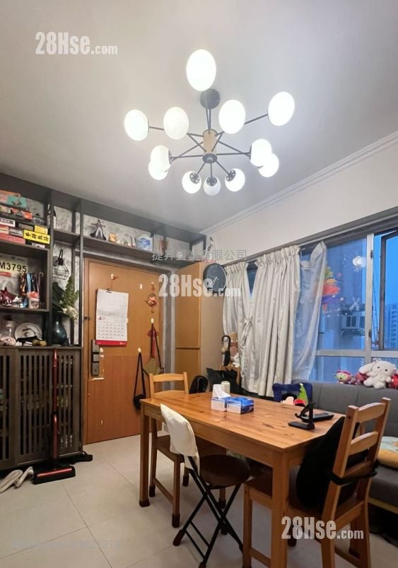 Honour Court Sell 2 Bedrooms , 1 Bathroom 316 ft²