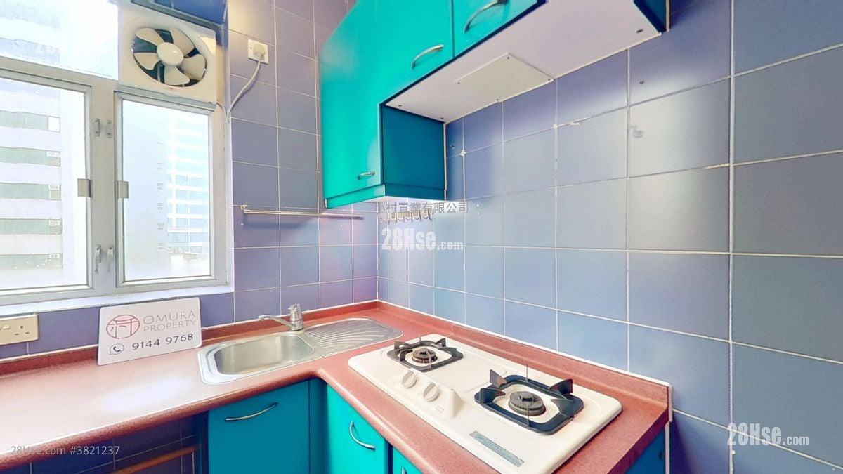 kitchen: Liberty Mansion Rental Studio , 1 Bathroom 308 ft²