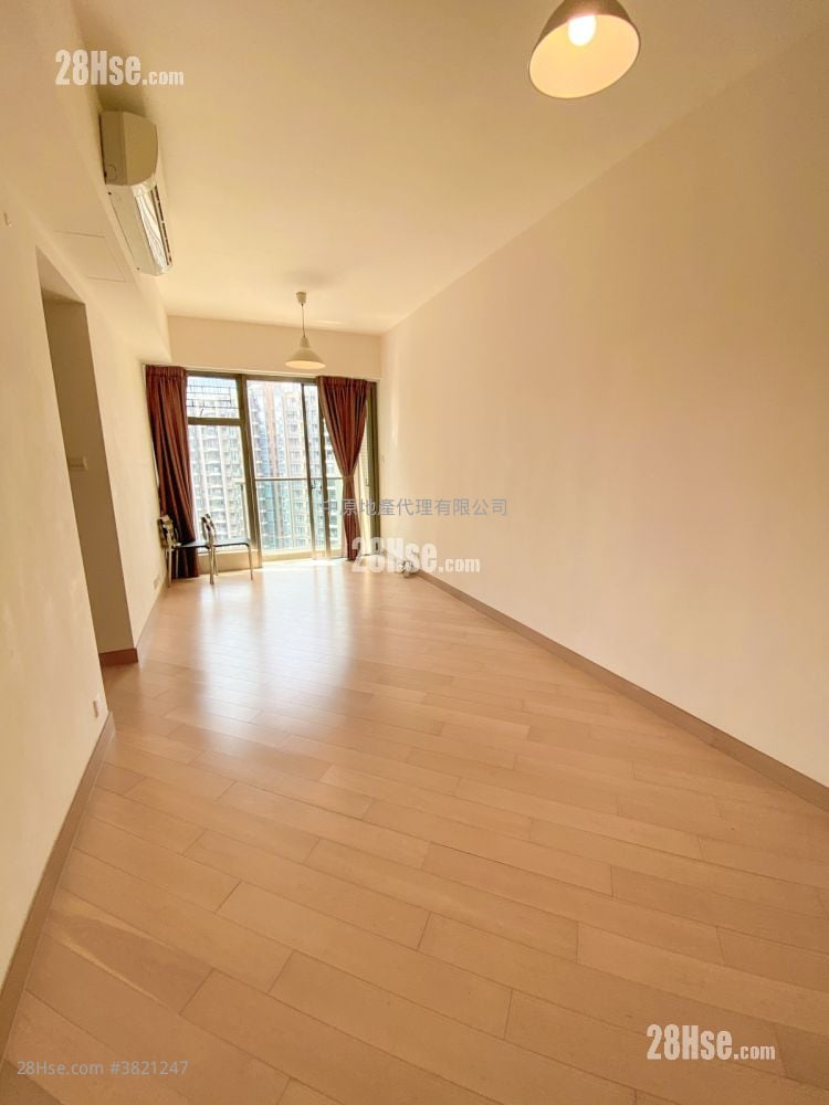 The Wings Sell 3 Bedrooms , 3 Bathrooms 703 ft²