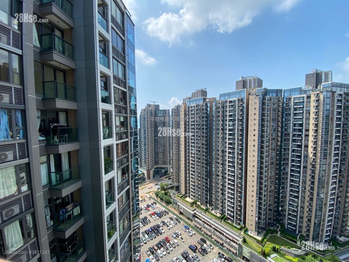 The Wings Sell 3 Bedrooms , 3 Bathrooms 703 ft²