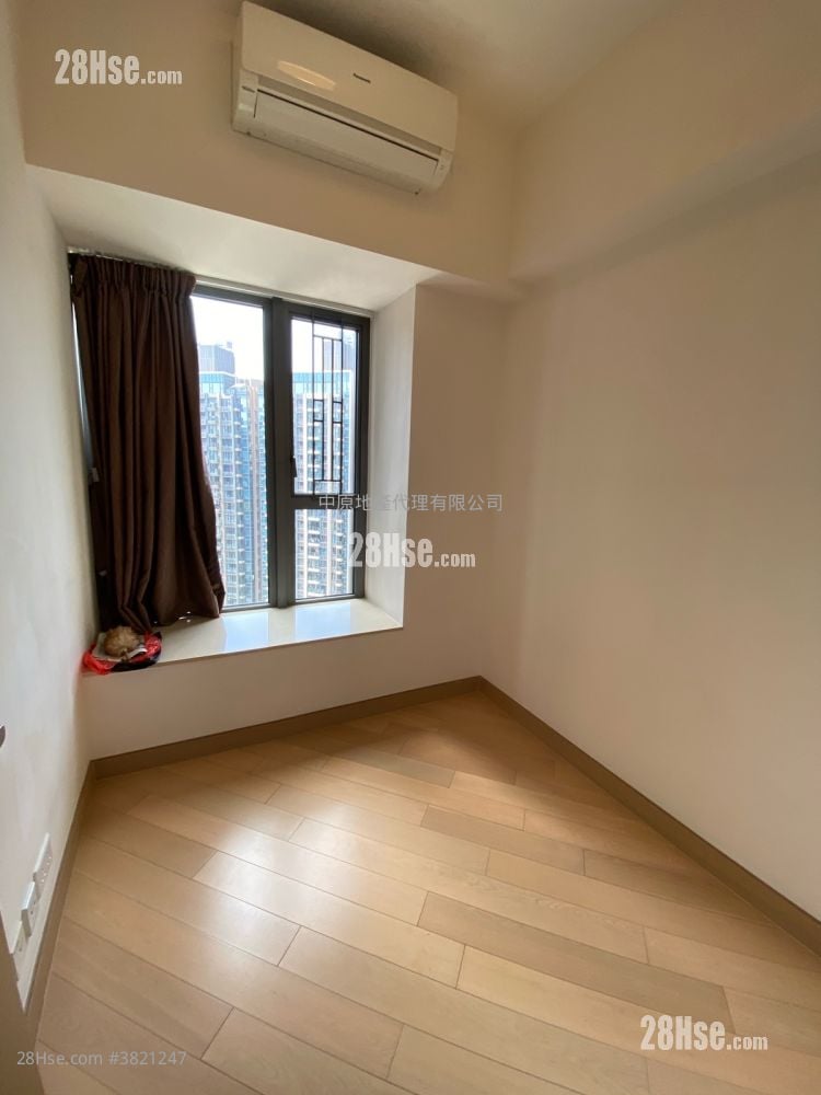 The Wings Sell 3 Bedrooms , 3 Bathrooms 703 ft²