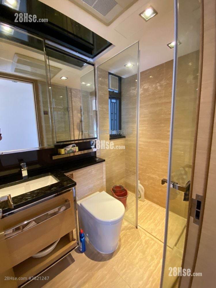 The Wings Sell 3 Bedrooms , 3 Bathrooms 703 ft²