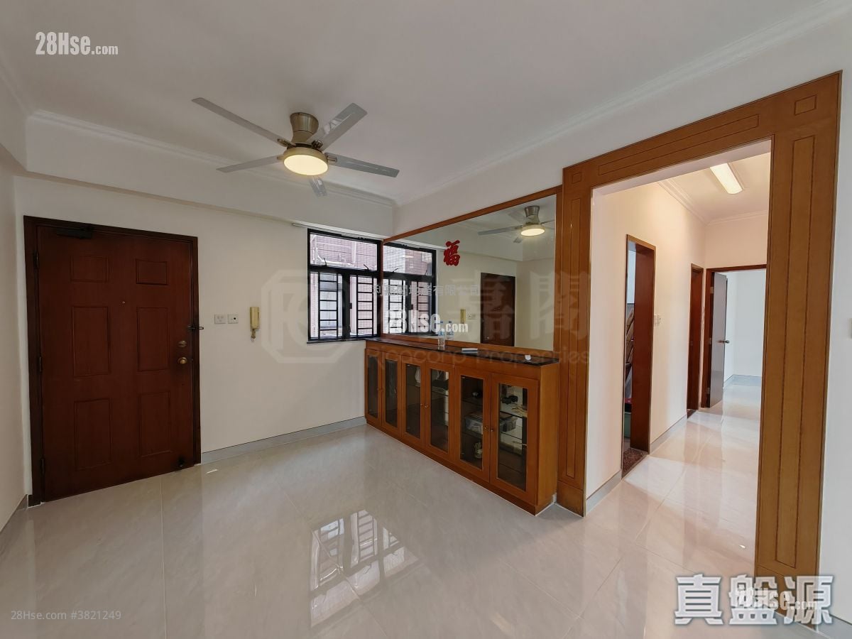 Meadowlands Sell 3 Bedrooms 763 ft²