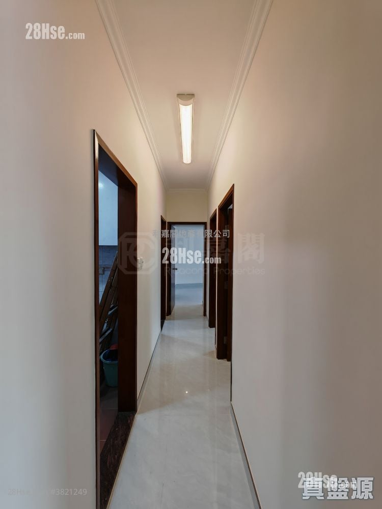 Meadowlands Sell 3 Bedrooms 763 ft²