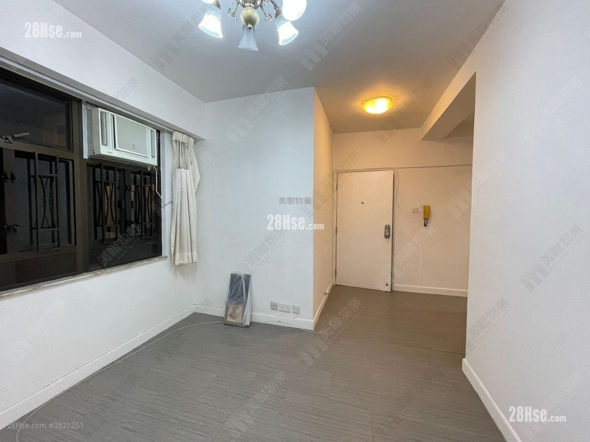 偉華中心 租盤 2 房 , 1 浴室 358 平方呎