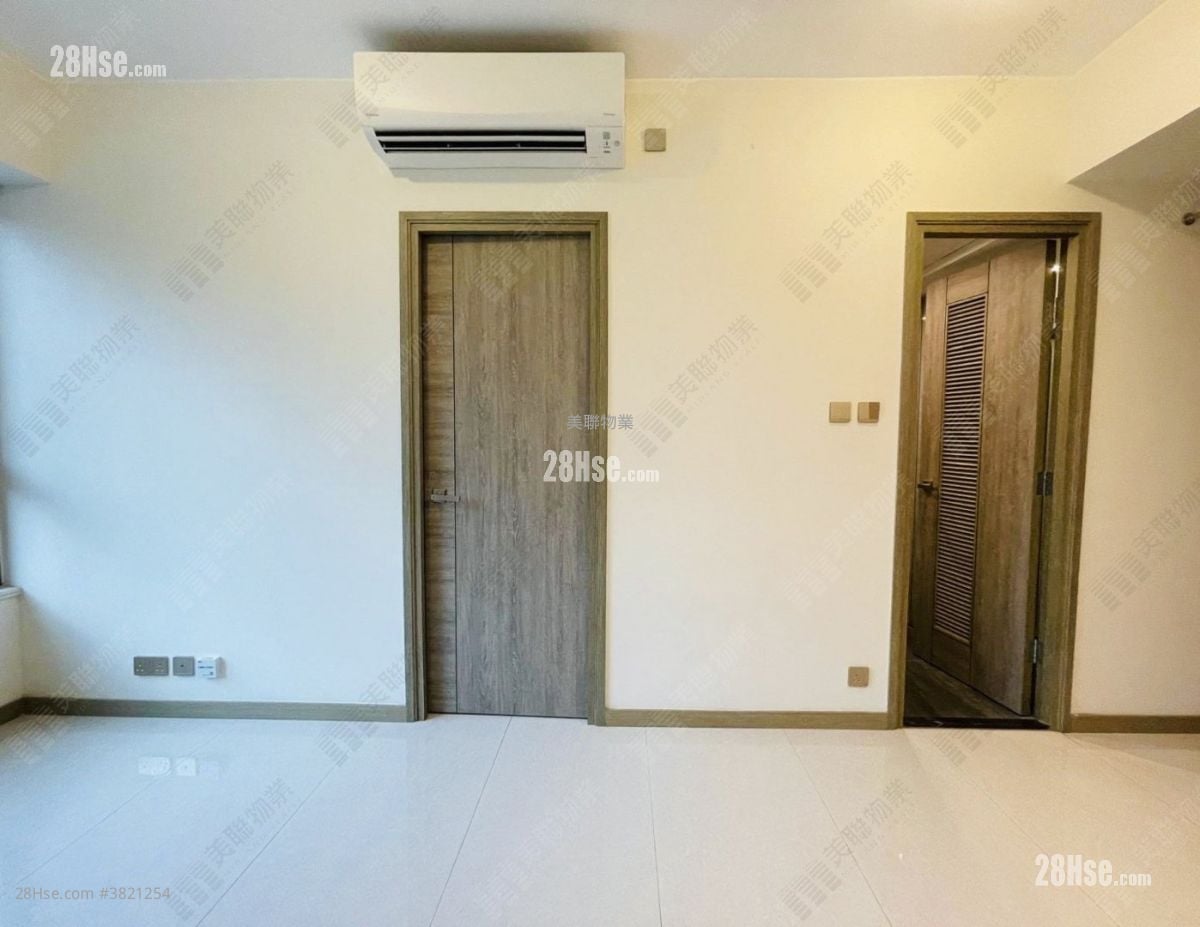 廳: 映日灣 售盤 1 房 , 1 浴室 284 平方呎