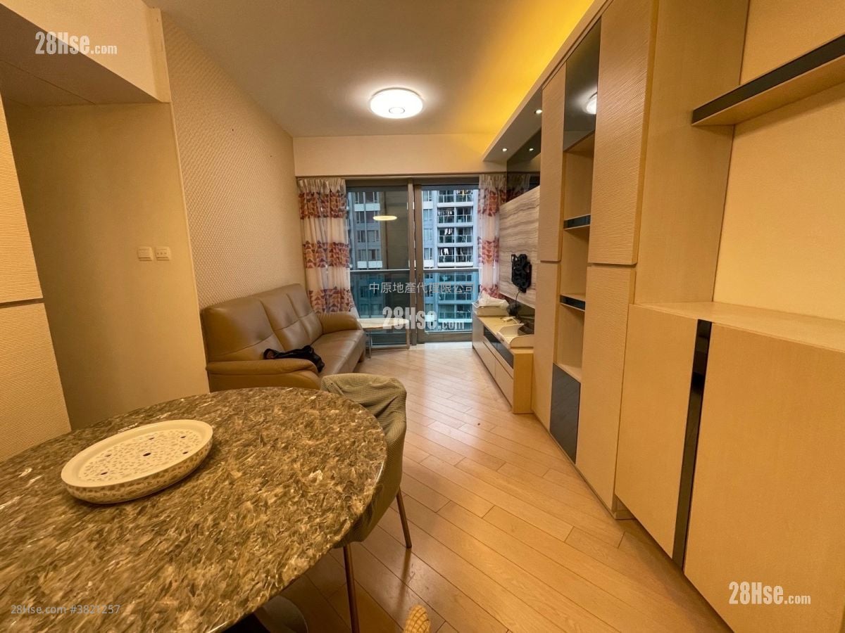 Park Yoho Sell 3 Bedrooms , 1 Bathroom 643 ft²