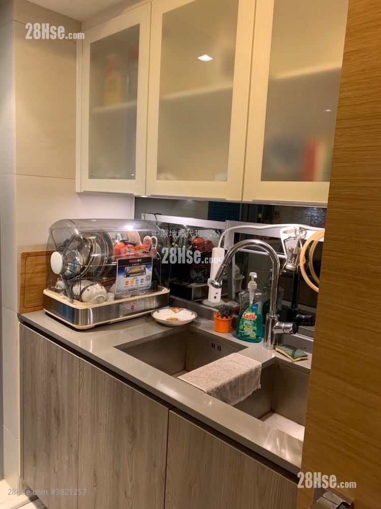 Park Yoho Sell 3 Bedrooms , 1 Bathroom 643 ft²