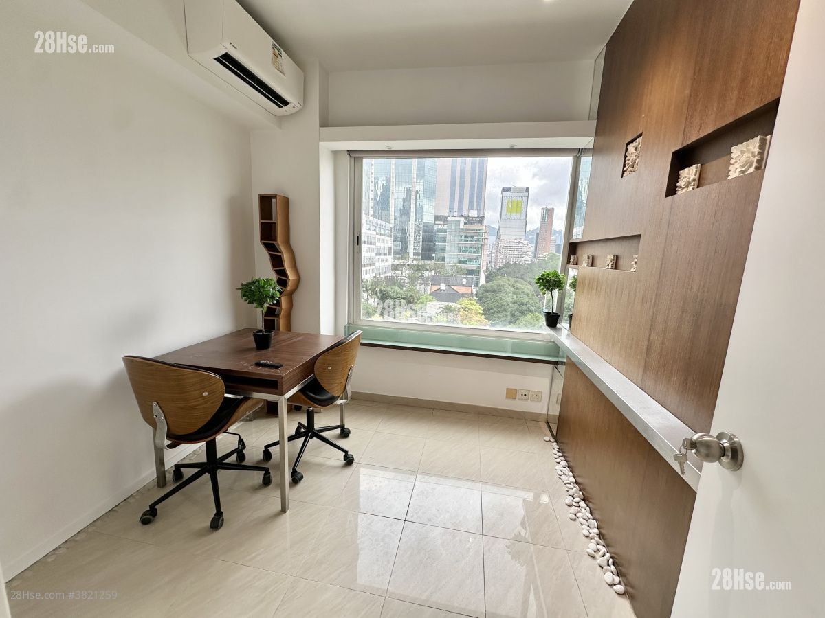 單幢樓房 租盤 3 房 , 2 浴室 684 平方呎