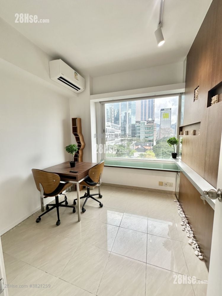 單幢樓房 租盤 3 房 , 2 浴室 684 平方呎