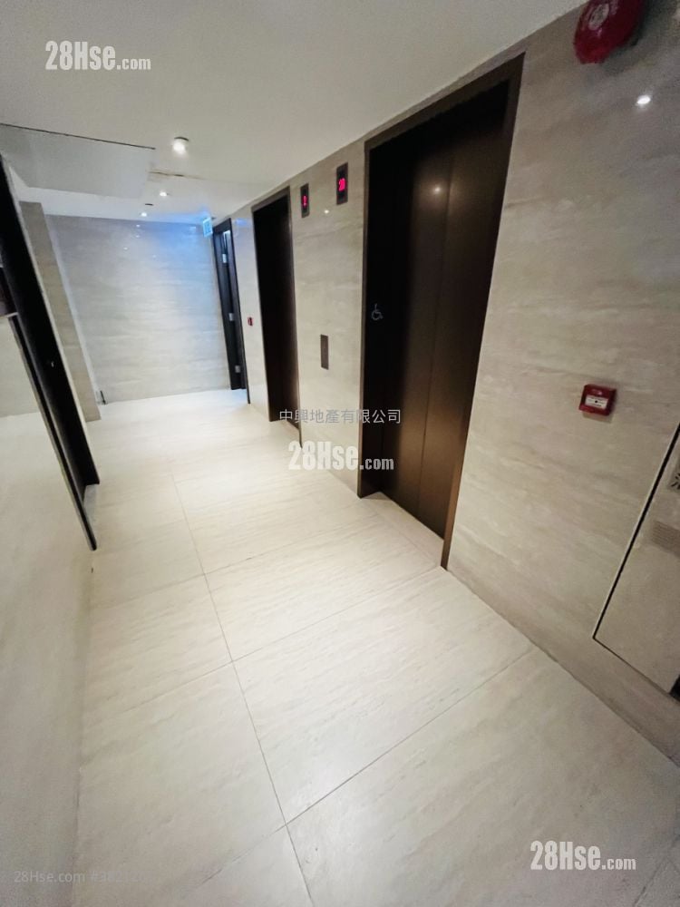 Ava62 Rental 2 Bedrooms , 1 Bathroom 280 ft²